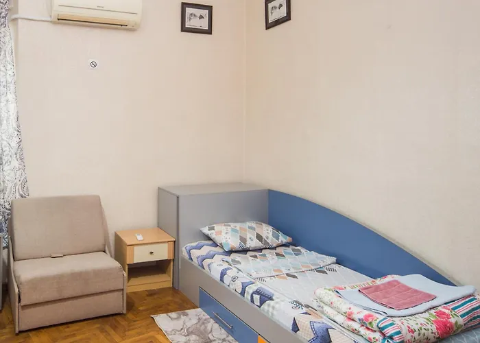 Apartment Summer Square - 2 Bedrooms Retro Flat With Great Location, 1st Fl Burgas City