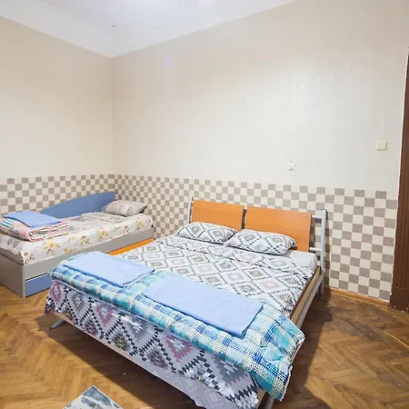 아파트 Summer Square - 2 Bedrooms Retro Flat With Great Location, 1st Fl 부르가스