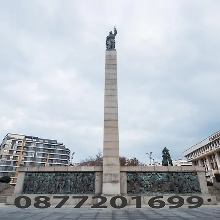 Summer Square - 2 Bedrooms Retro Flat With Great Location, 1st Fl Burgas City